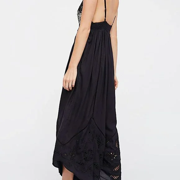 Free People BLACK Wild Eyes Jumpsuit - Size XS - Picture 3 of 8